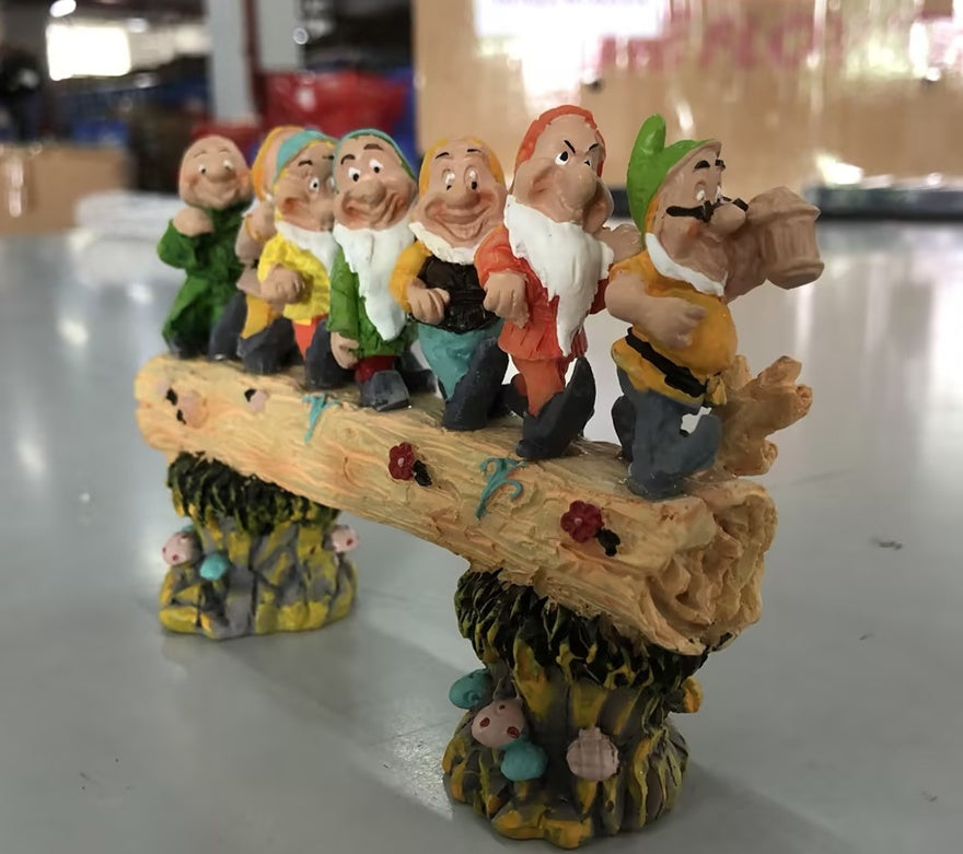 Resin Seven Dwarfs Garden Decor